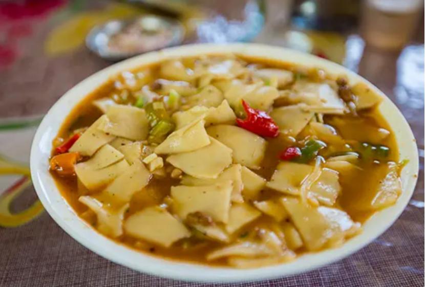 青海，梦想摇篮，自信舞台的魅力之地