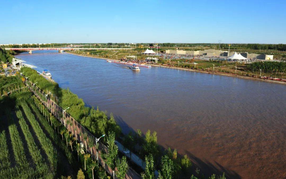 巴彦淖尔,美丽风光等你来探索!